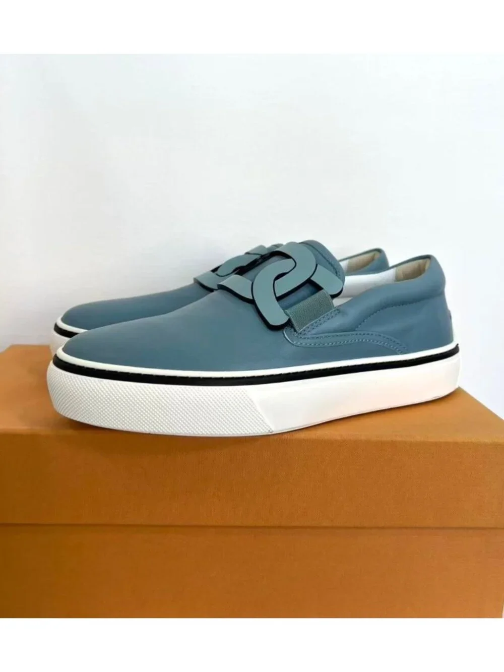 Tod’s Women’s Catena Pelle Slip-on Leather Sneakers Light Blue EU38